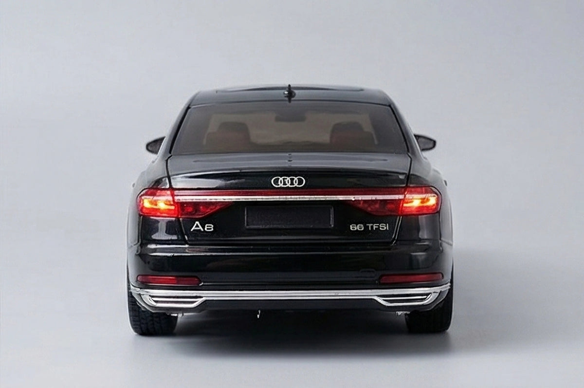 Audi A8 1:24 Scale Luxury Sedan Diecast Model Car Black by Che Zhi — Metal Body Collector Display