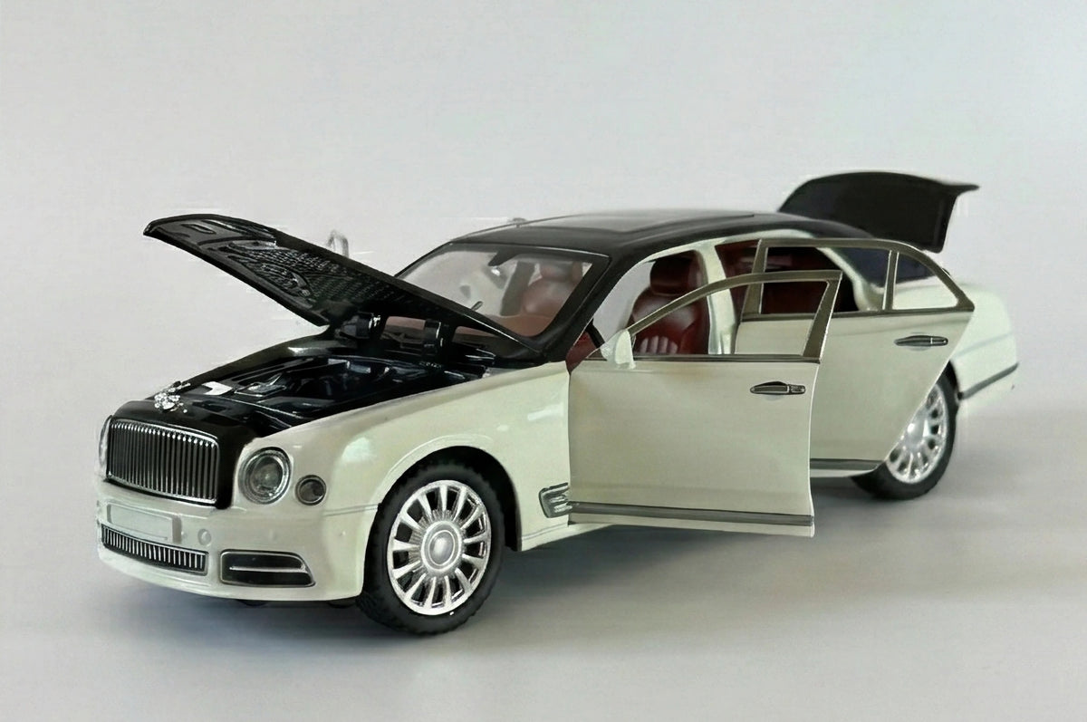 Bentley Mulsanne 1:24 Scale Luxury Sedan Diecast Model Car Grey by Che Zhi — Metal Body Collector Display